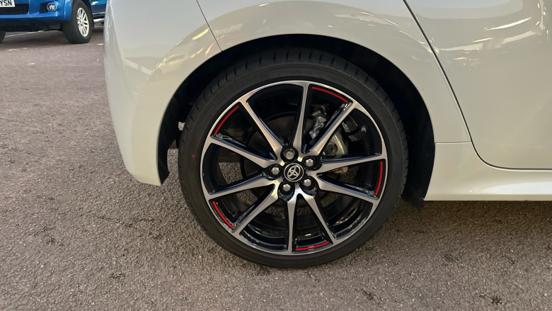 Toyota Yaris 1.5 Hybrid 130 GR Sport 5dr CVT Hybrid Hatchback